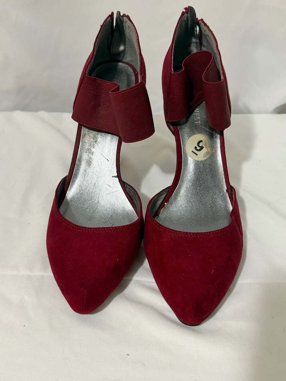 Nine West Heels Size 9 Red Suede Pointed Toe Zip Back